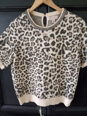 Philosophy Leopard-Print Short Sleeve Sweater - Cream & Black